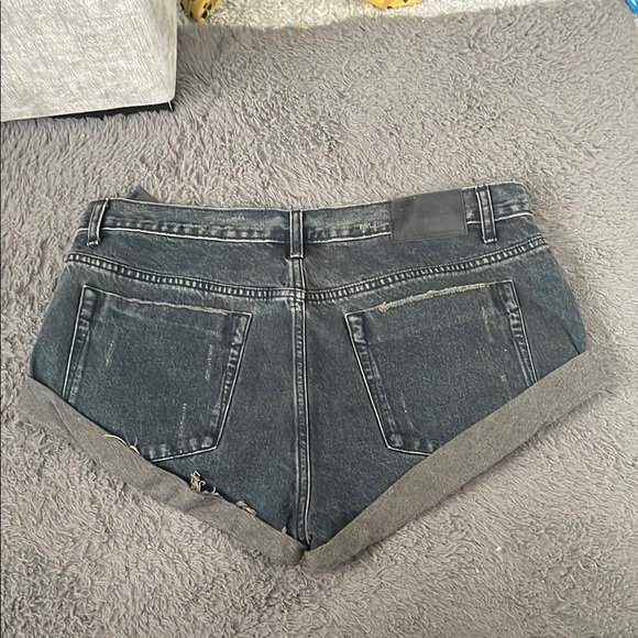 One Teaspoon Black Distressed Jean Shorts , 31, NWT - Picture 6 of 12